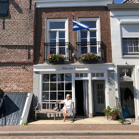Huys Aan De Haven Hotel Zierikzee Esterno foto